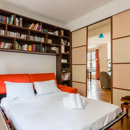 Veeve - Luxembourg Chic Apartment Paris