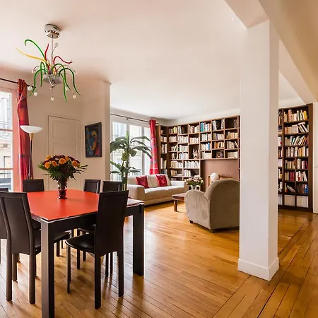 Veeve - Luxembourg Chic Apartment Paris